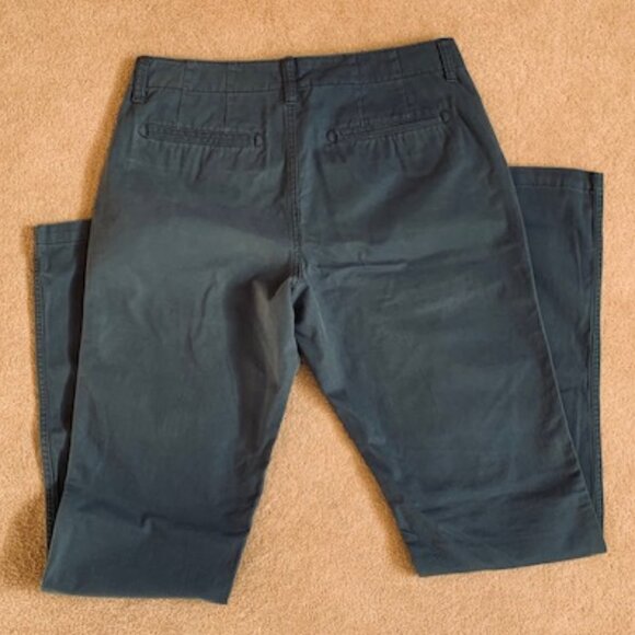 Old Navy Straight Broken-In Khakis 32W x 36L - Picture 6 of 8